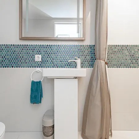 아파트 #stayhere - Unique Top Floor Loft With Hot Tub & City View *